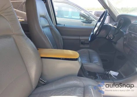 1995 Ford Explorer z USA, uszkodzony, nr VIN 1FMDU34XXSUB24511